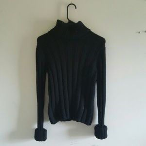 Banana Republic black turtleneck sweater size S
